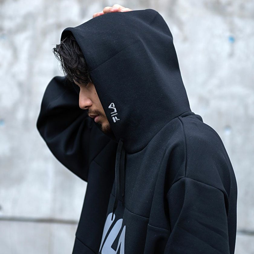 【正規品】FILA　フィラ ショートパーカー 黒 FILA（フィラ） パーカー ブランド ロゴ ショート ラグラン ラインリブ