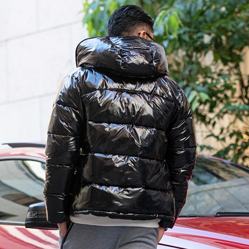 送料無料】CavariA ロゴラインテープFELLEX加工ジップアップフード付き