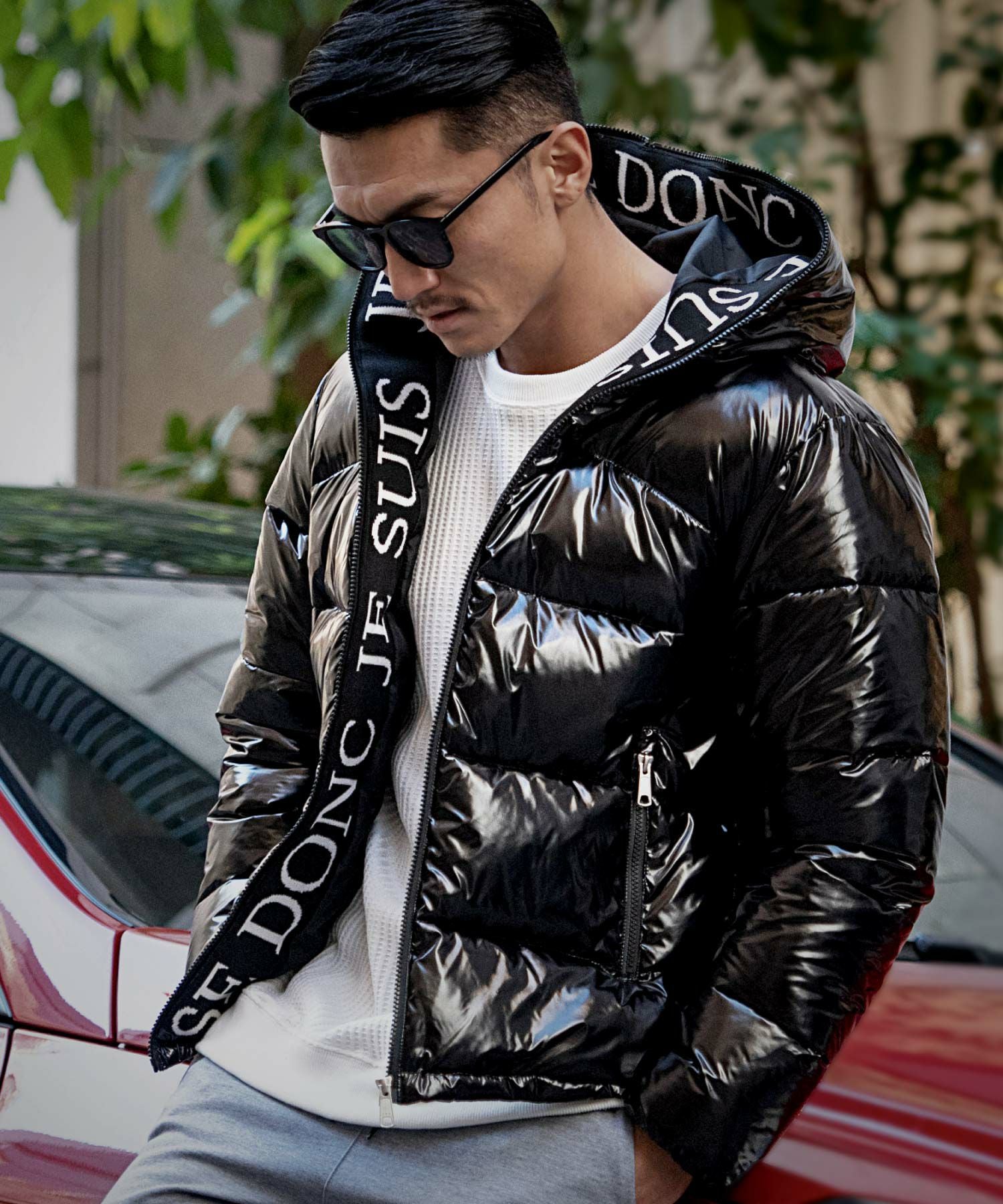 送料無料】CavariA ロゴラインテープFELLEX加工ジップアップフード付き