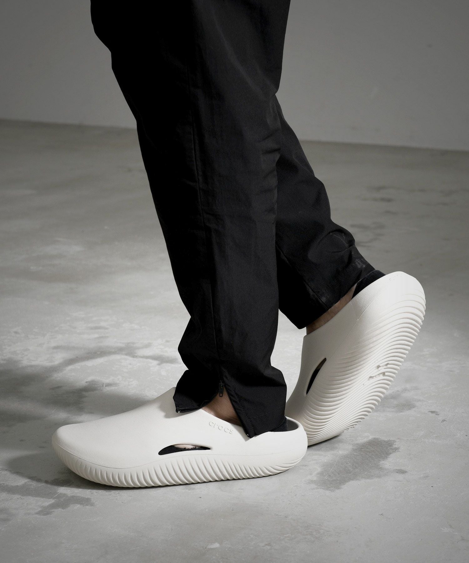 CROCS(クロックス)MELLOW CLOG/全2色