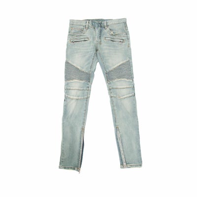 000000029063-04.jpg?size=m&w= 