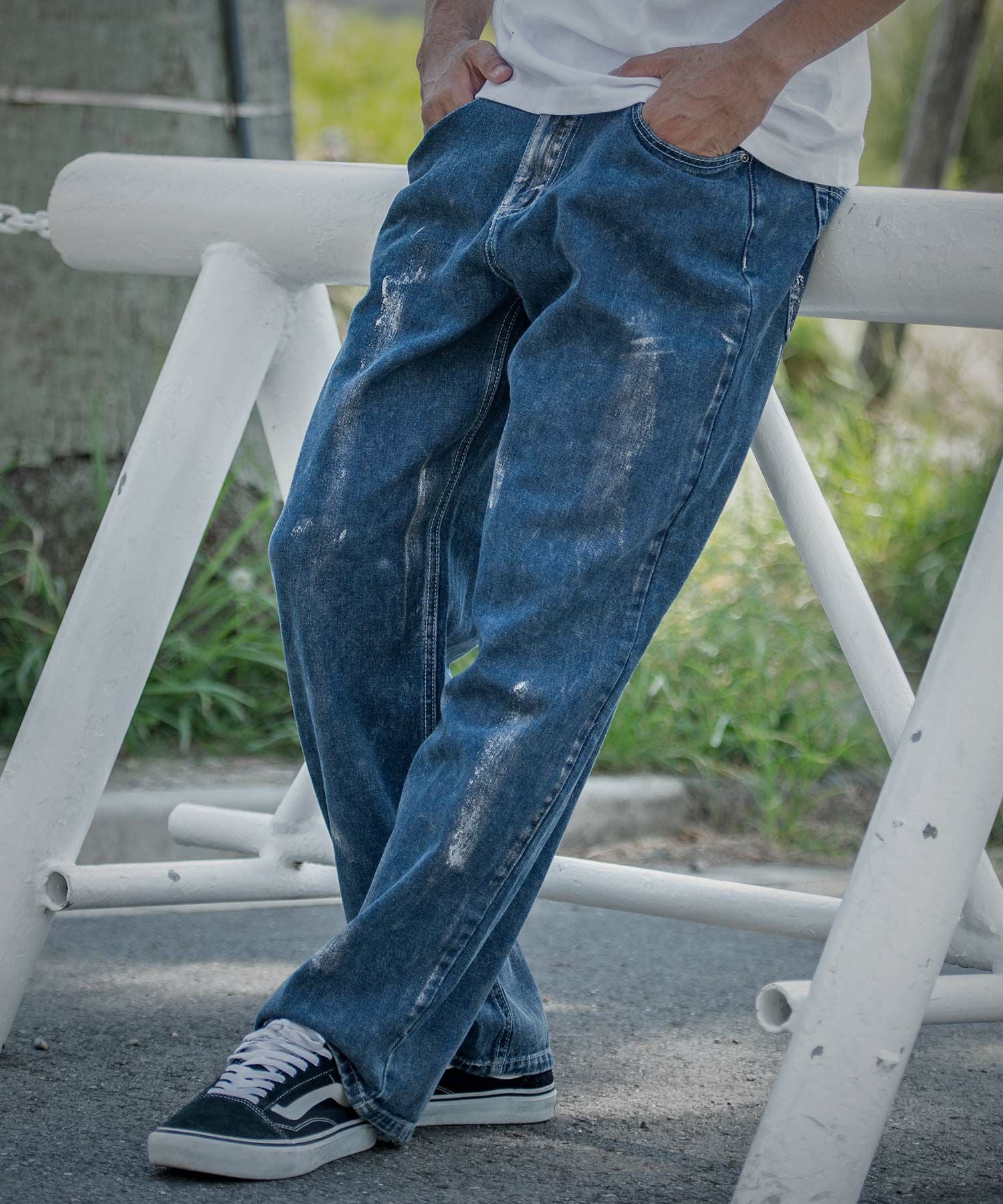 デニムパンツ メンズ CavariA(キャバリア)箔ペンキデニムバギーパンツ