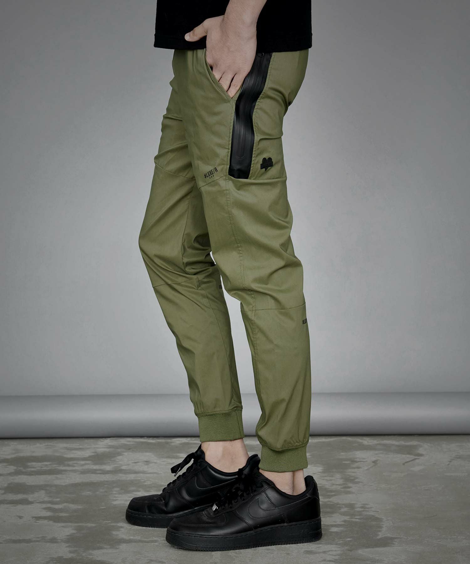スウェットパンツ メンズ LUXE／R(ラグジュ)ストレッチ布帛パンツ/全4色