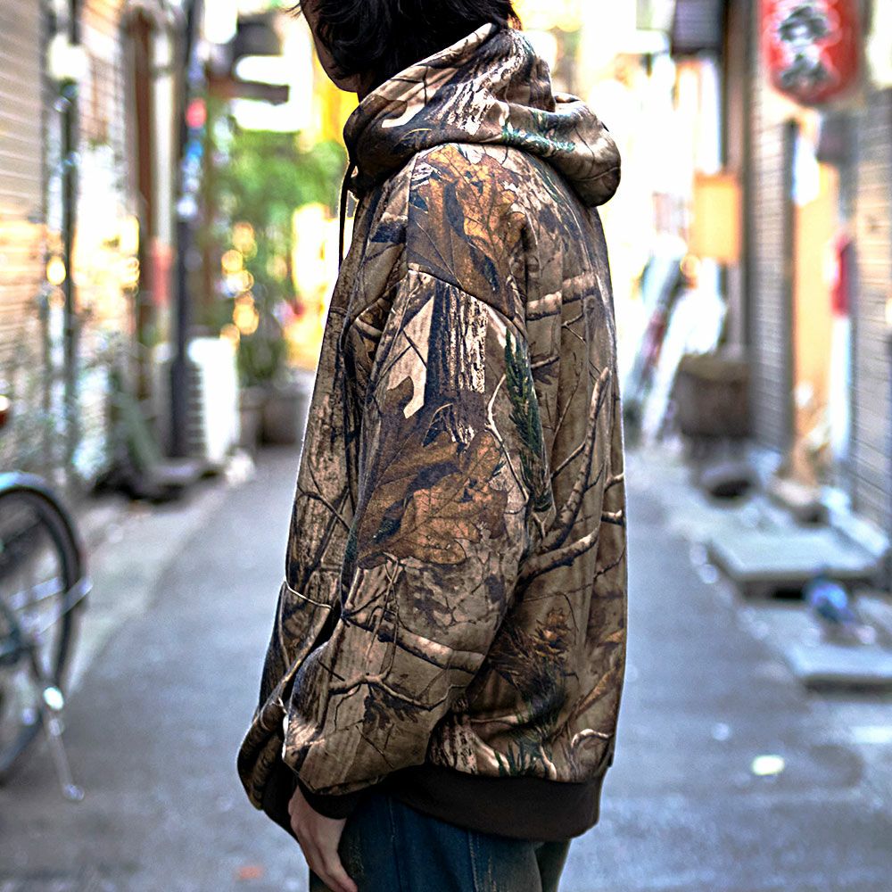 ジップパーカー メンズ CavariA(キャバリア)総柄デジタルプリント長袖