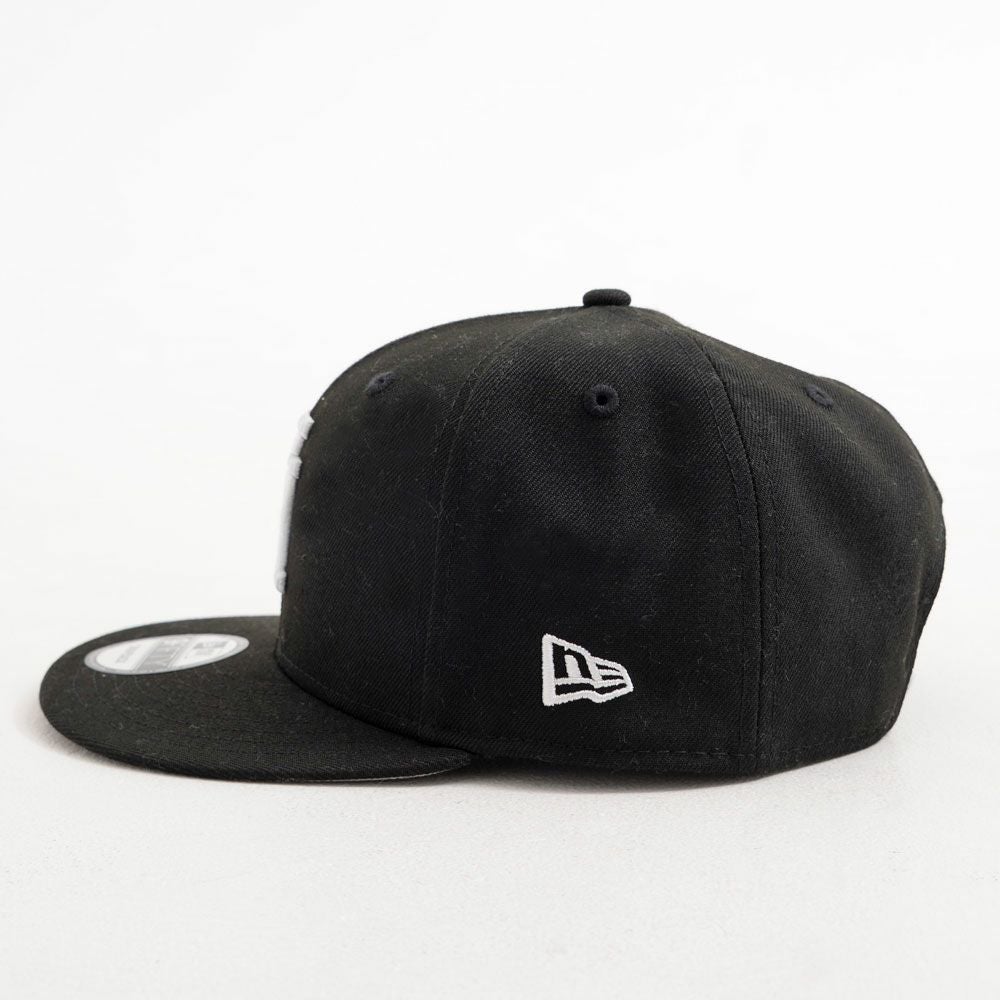 NEW ERA(ニューエラ)別注海外限定モデル 逆さロゴ 9FIFTY SNAPBACK