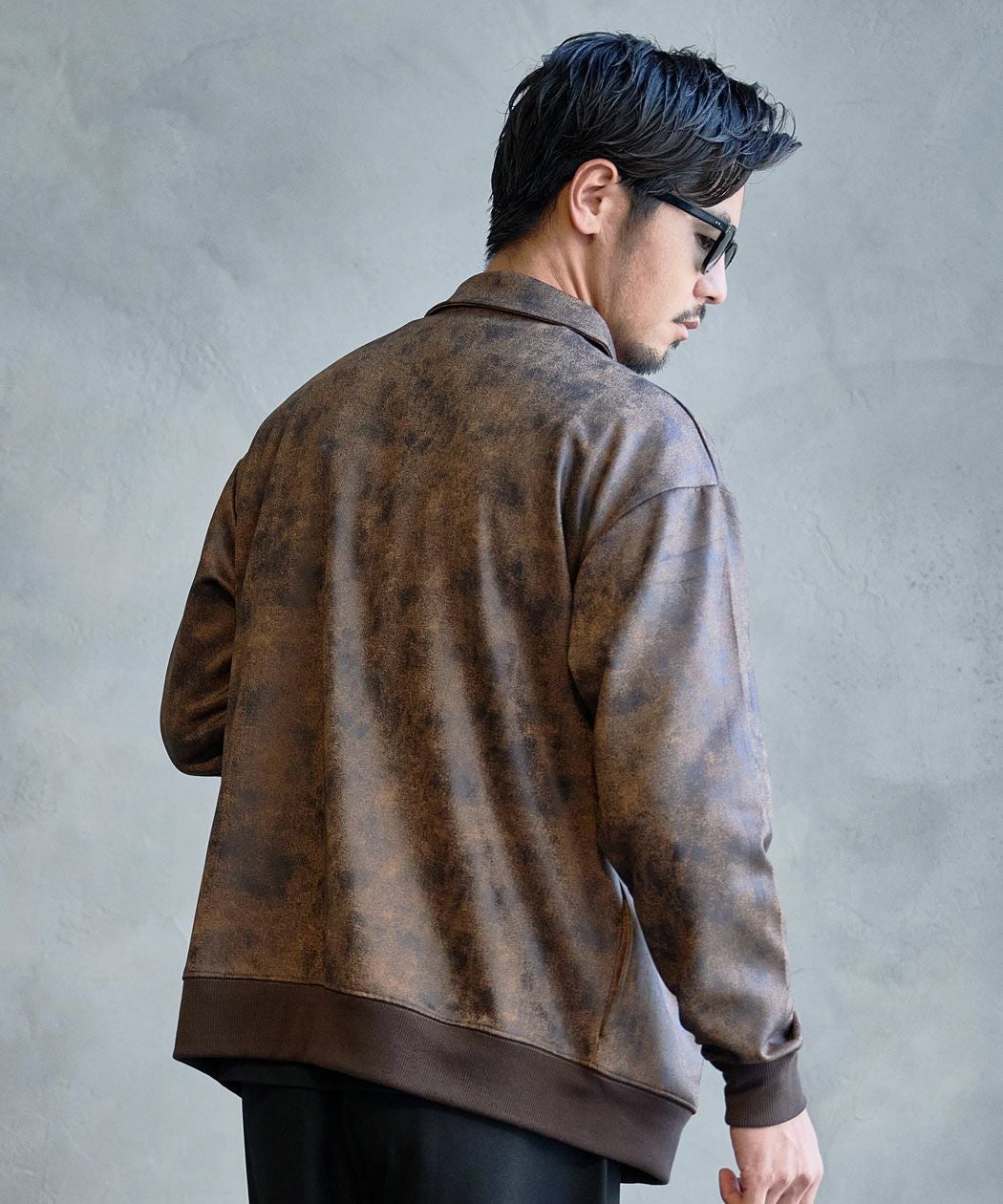 LOUIS CHAVLON(ルイシャブロン)レザー風ダンボール衿付きブルゾン/全2色
