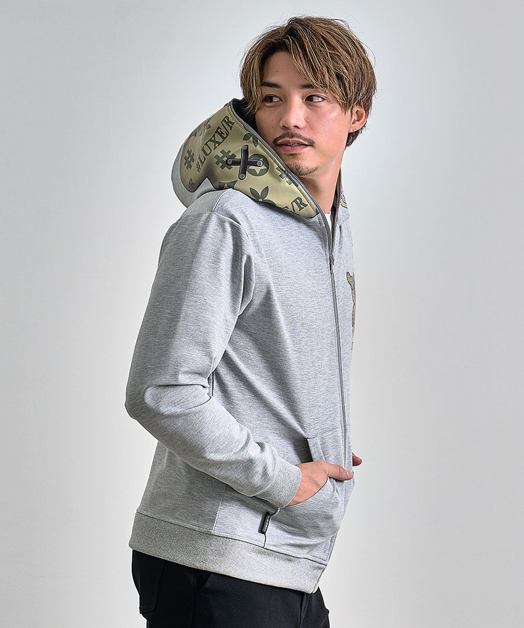 LUXE／R(ラグジュ)TRPUポンチ転写プリントジップパーカー/全2色