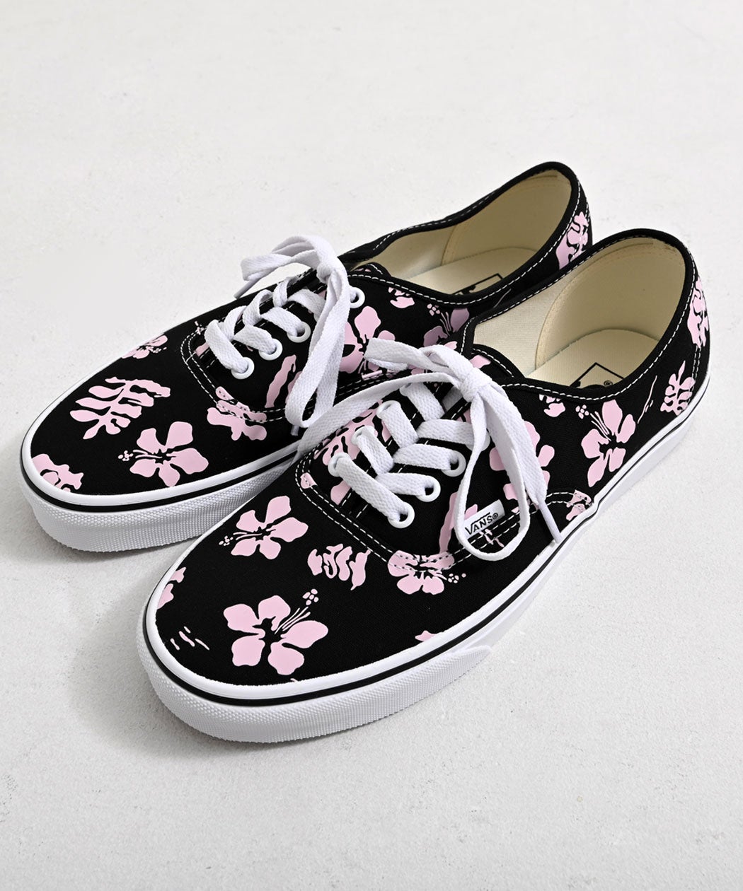 VANS【バンズ】Authentic Archive BLACK/PINK