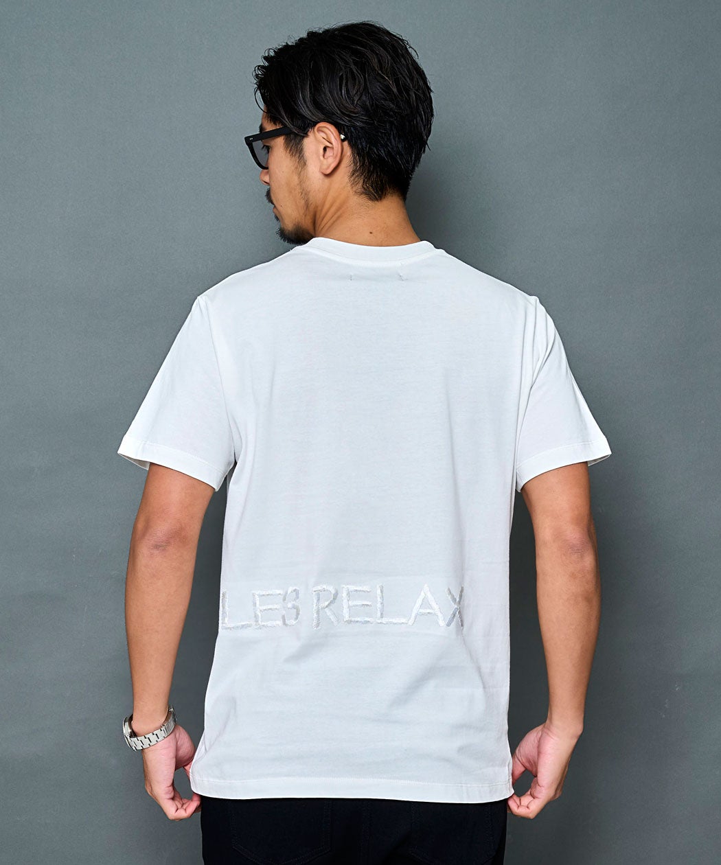 1PIU1UGUALE3(ウノ ピゥ ウノ ウグァーレ トレ)HAND EMBROIDERED LOGO