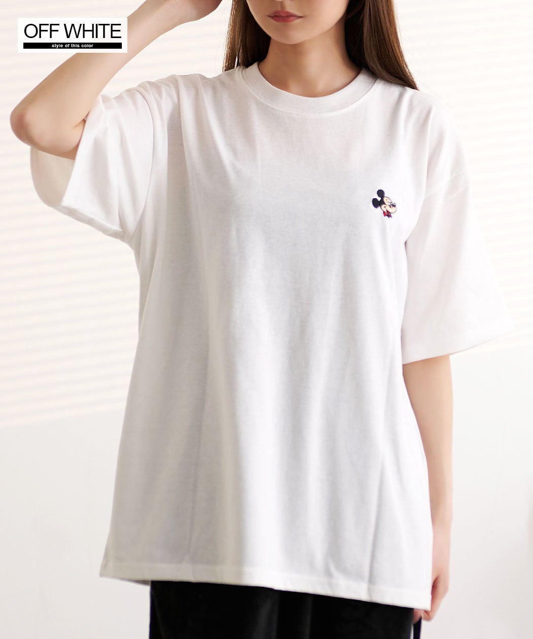 DISNEY(ディズニー)バックサガラ半袖Tシャツ