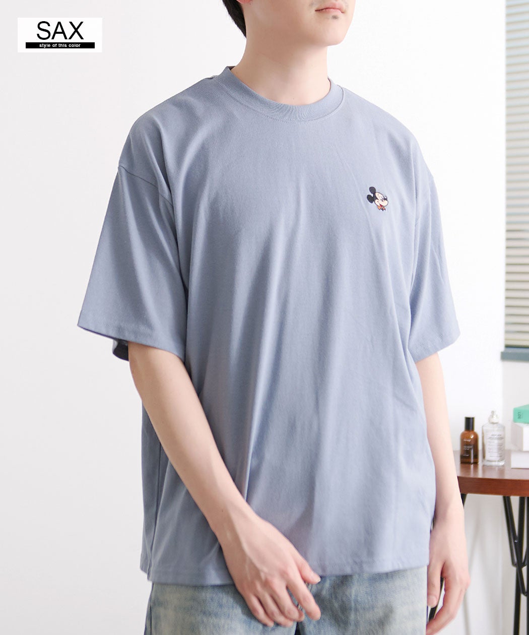 DISNEY(ディズニー)バックサガラ半袖Tシャツ