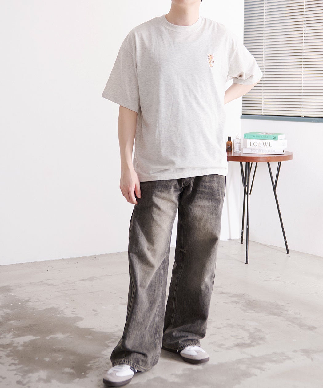 TOM&JERRY(トム&ジェリー)うずくまりサガラ半袖Tシャツ