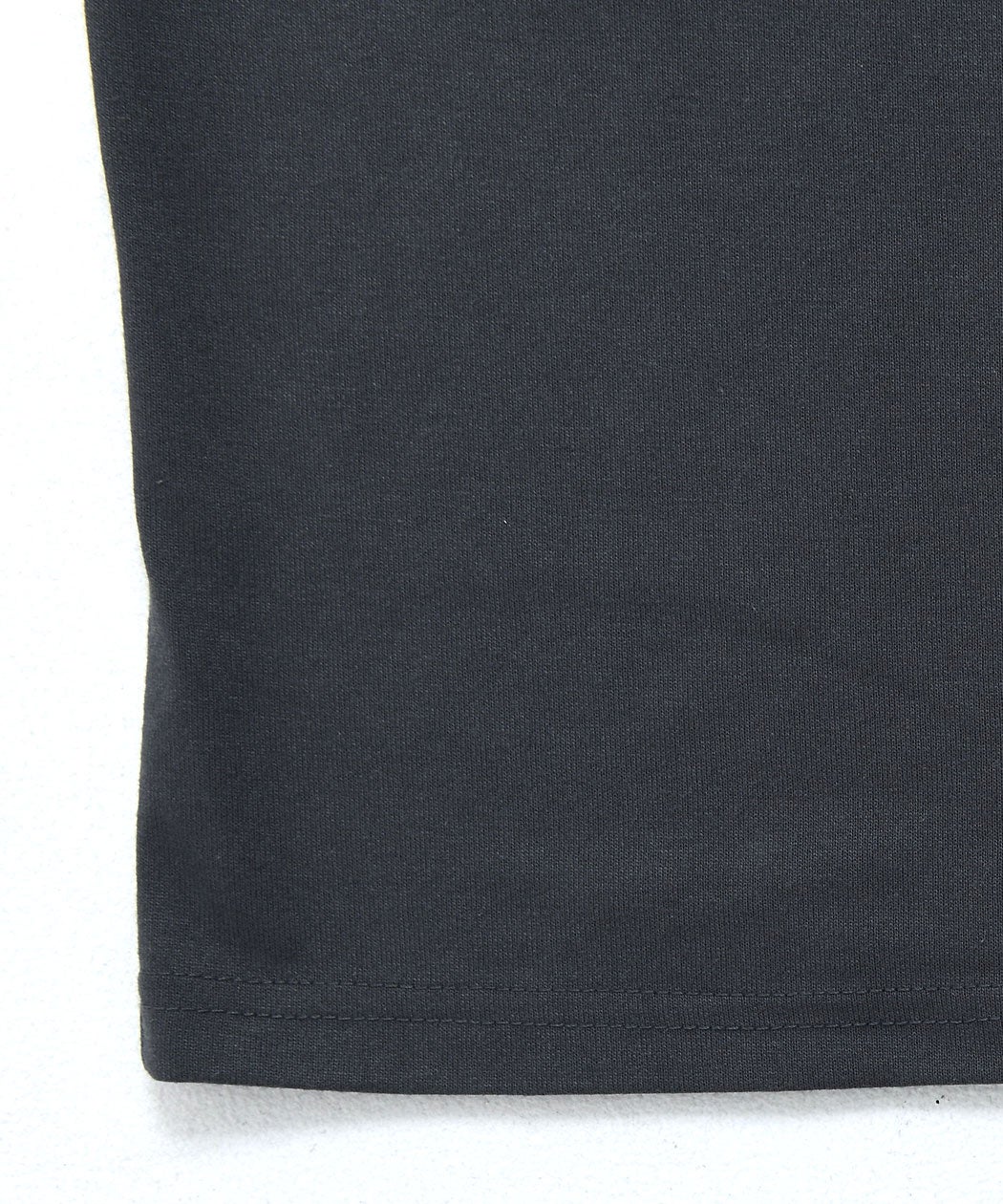TOM&JERRY(トム&ジェリー)うずくまりサガラ半袖Tシャツ