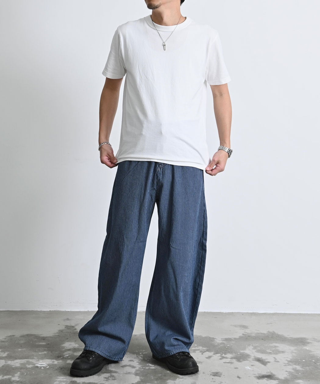 CavariA(キャバリア)ヒッコリーワイドパンツ